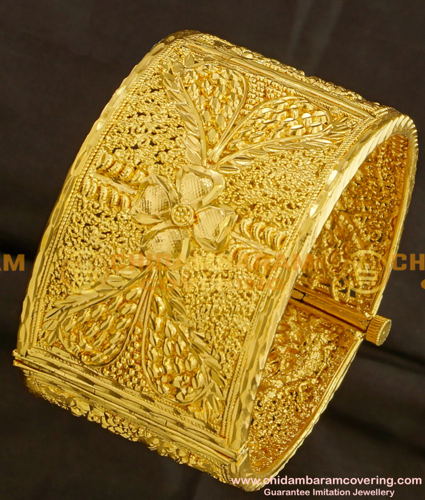 BNG089 - 2.6 Size High Quality Designer Broad Kada Screw Opening Bangle Online