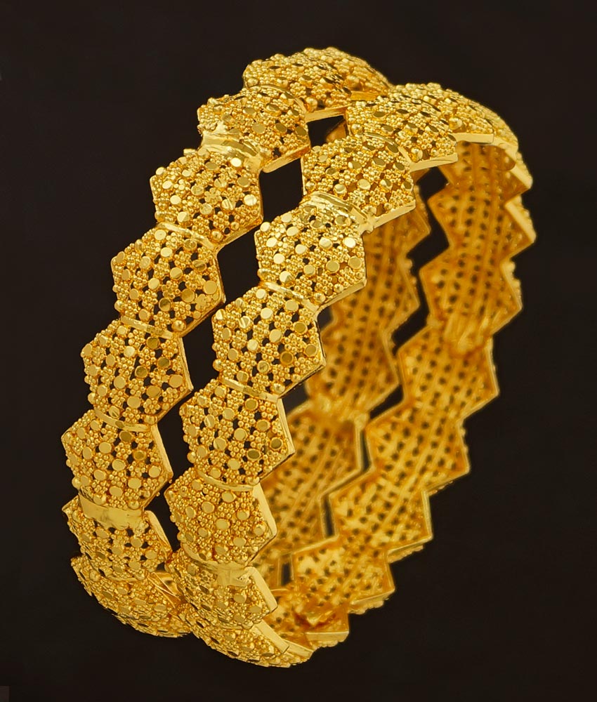 BNG200 - 2.4 Size Grand Look Stunning Gold Broad Bangle Design Dye Gold Bangles for Wedding