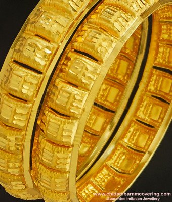 BNG224 - 2.4 Size Grand Look Broad Bangle Design Dye Gold Bangles for Wedding