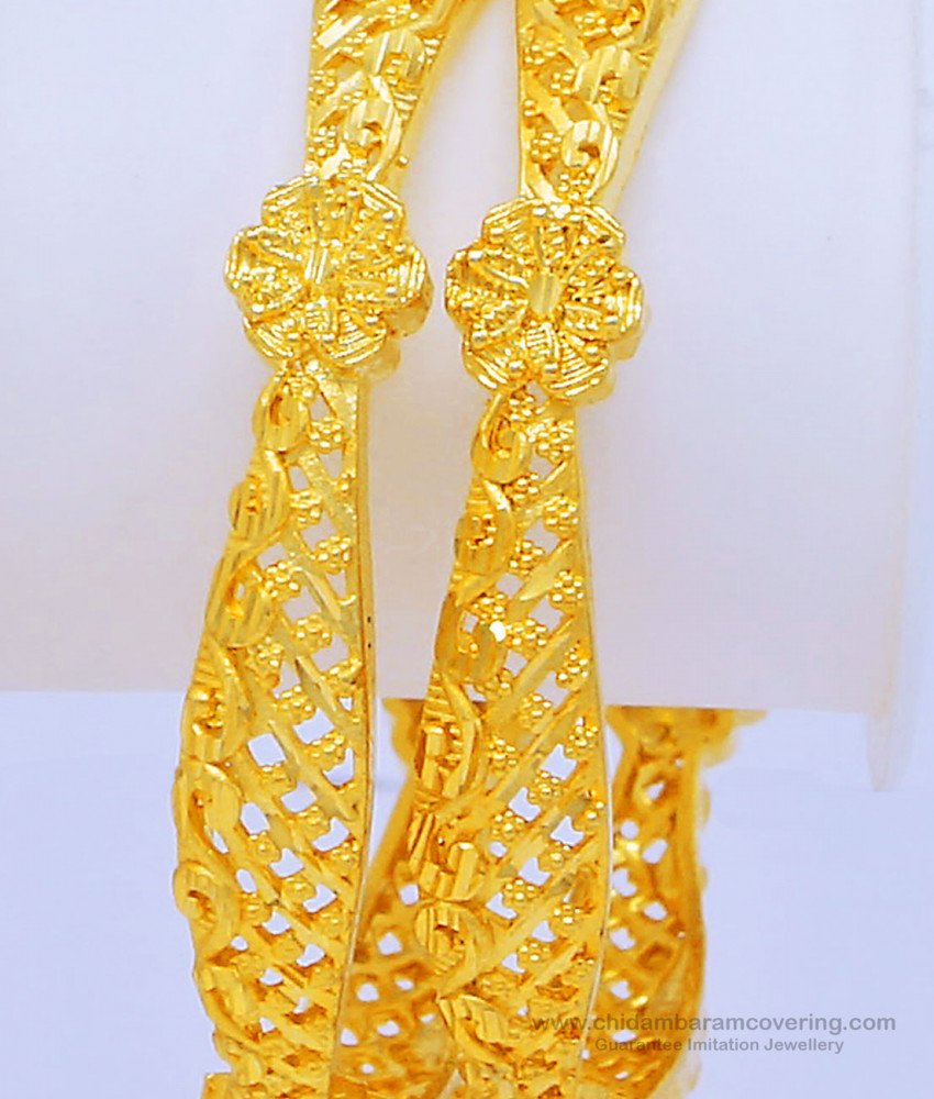 BNG445 - 2.6 Size Beautiful Real Gold Pattern Plain Flower Design Gold Forming Bangles for Women 
