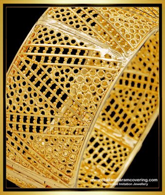 BNG523 -2.6 Size Latest Gold Kada Bangle Design Screw Type Single Broad Bangle for Wedding  