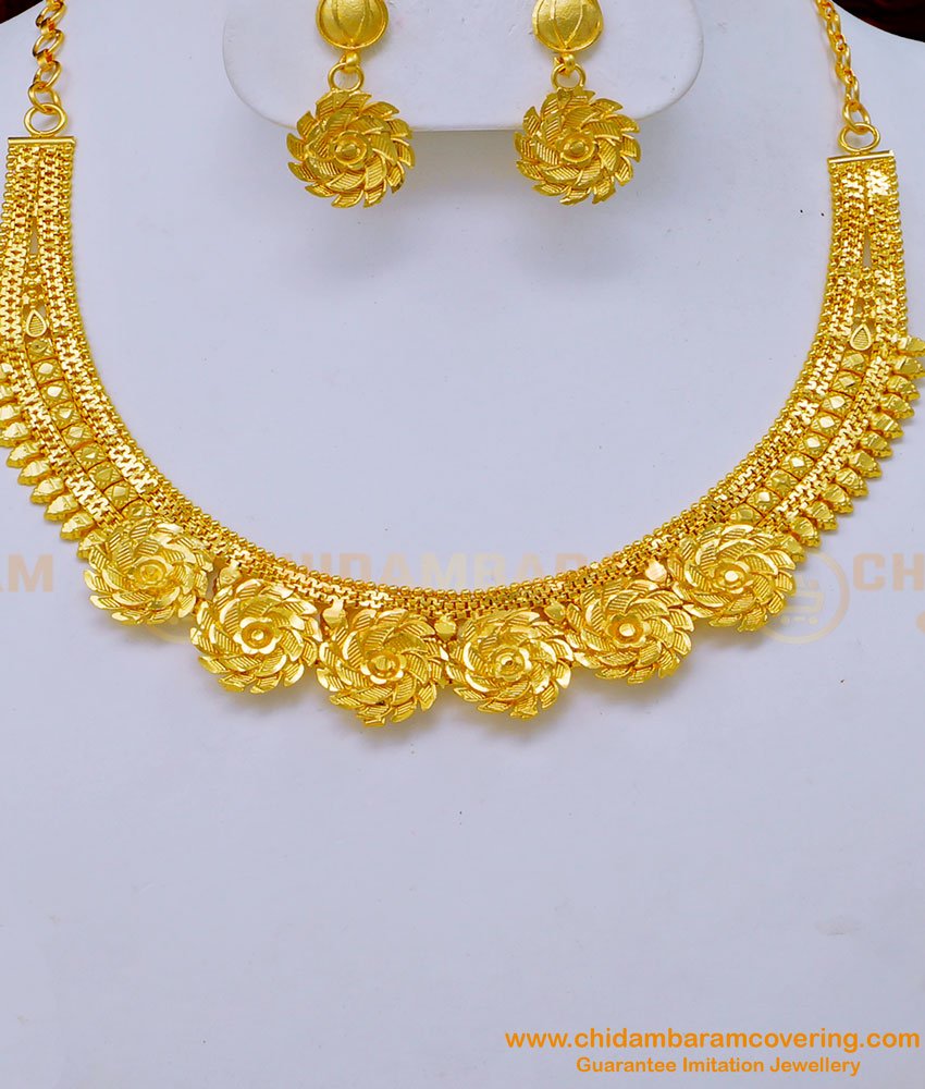 NLC1036 - Latest Gold Forming Flower Design Simple Necklace Set for Women 