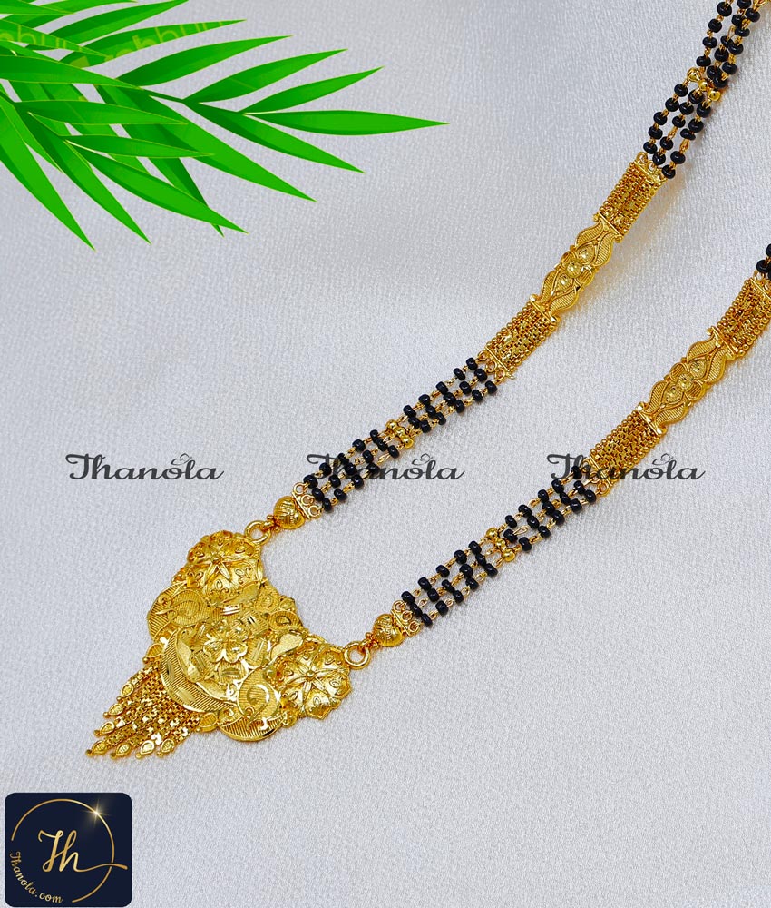 36 Long Traditional Long Yellow Gold Mangalsutra Design long nallapusalu locket designs
